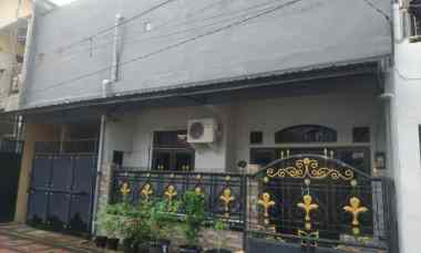 dijual rumah karang asem