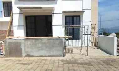 Rumah Dijual di KARANGPLOSO