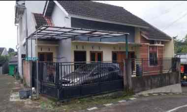 Rumah Dijual di karangrejo