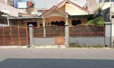 dijual rumah karet