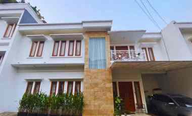Dijual Rumah Semi Modern Full Furnish Daerah Kebagusan, Pasar Minggu