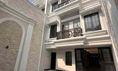 Hunian Townhouse With Modern Bali 2 Lantai di Kebagusan Jaksel