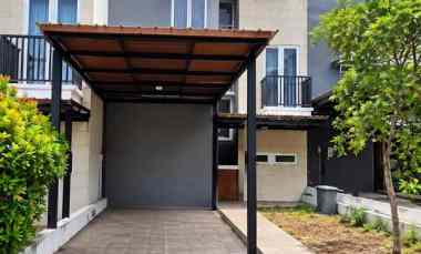 3 LANTAI, Split LEVEL, Kamar 4 1 - Rumah Unik di Kebayoran Bintaro