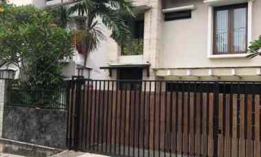 dijual rumah kebayoran lama