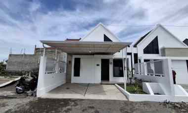 Sisa 2 Unit dari 14 Unit Rumah Scandinavian di Prambanan