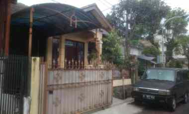 dijual rumah kec cimahi utara