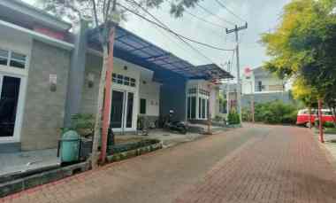 dijual rumah kec cisarua