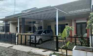 dijual rumah kec ngamprah