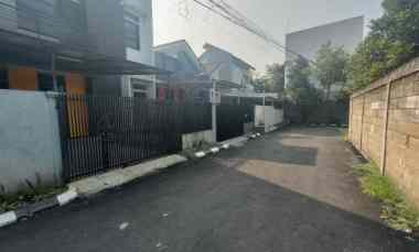 dijual rumah kel sariwangi kec