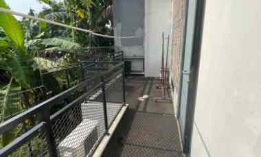 Rumah Mewah 2 Lantai di Kelapa Dua Depok Cuma 5 menit ke UI Stas