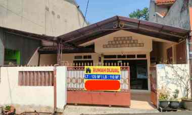 dijual rumah kelapa dua wetan