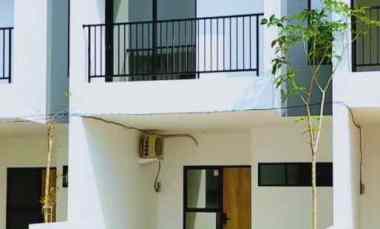 dijual rumah kelapa dua wetan ciracas