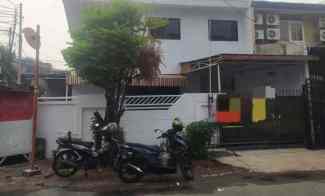 dijual rumah kelapa gading