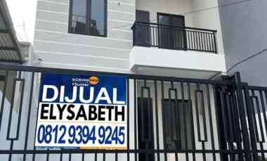 dijual rumah kelapa gading