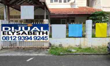 dijual rumah kelapa gading