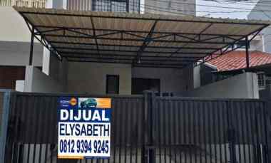 dijual rumah kelapa gading