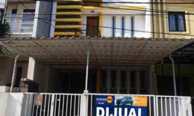 dijual rumah kelapa gading