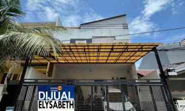 dijual rumah kelapa gading