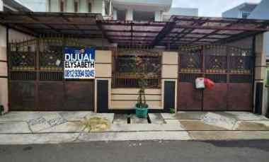 dijual rumah kelapa gading