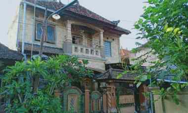 dijual rumah kelapa gading blahbatuh