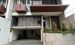 Dijual Rumah Mewah Bangunan Baru di Kemang Jakarta Selatan