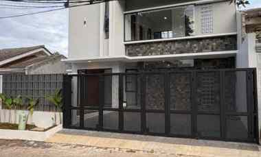 Rumah Dijual di Kencana Loka Bsd
