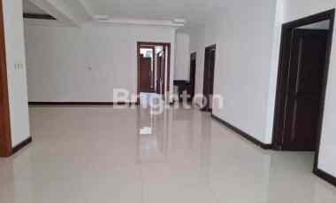 Siap Huni Rumah Kertajaya Indah Tengah Kota Pusat Bisnis dan Kuliner