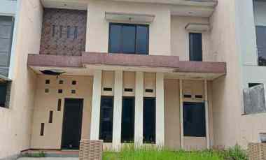 Rumah Murah Kertajaya Indah Regency Depan Taman dekat ITS, Galaxy Mall