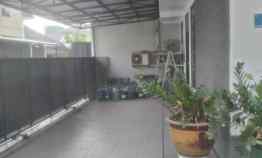 dijual rumah klampis semolo