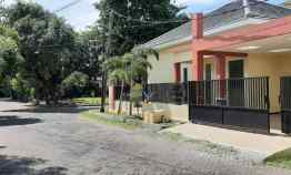 dijual rumah klampis semolo