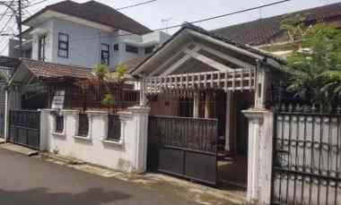 dijual rumah klender kec duren sawit