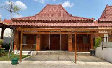 Jual Rumah Megah Joglo Klasik di Prambanan Type 60/120 Siap Kpr