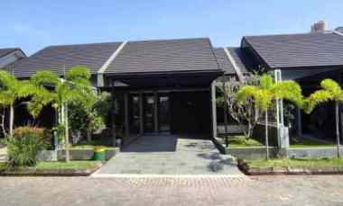 dijual rumah komp kiwari residence bandung