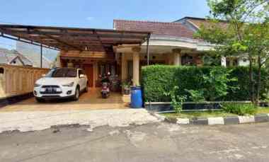 dijual rumah komp pharmindo