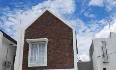 Dijual Rumah Hook 2 Lantai Scandinavian Mewah dekat Tol Padalarang