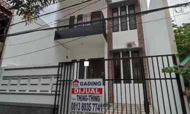 dijual rumah komp walikota kelapa gading