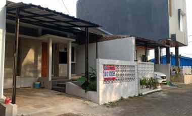 Rumah Dijual di Komplek Cilame