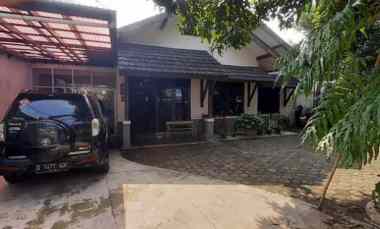 dijual rumah komplek dadali