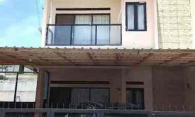 Rumah Dijual di KOMPLEK GOLF BARAT ARCAMANIK, BANDUNG