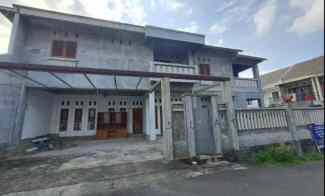 Rumah Megah 2 Lantai Harga Cincai di Komplek Ikip Duren Sawit