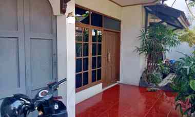 dijual rumah komplek jakapurwa