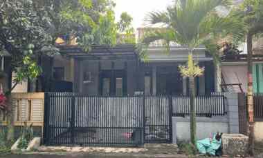 Rumah Dijual di KOMPLEK KIARA SARI ASRI KIARACONDONG BUAHBATU BANDUNG