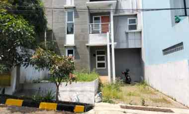 dijual rumah komplek kolmas