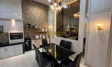 dijual rumah komplek krakatau palace 1