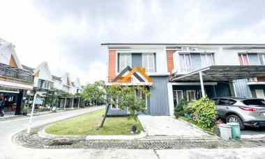 gambar dijual rumah komplek medan resort city