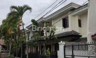 dijual rumah komplek menteri patra