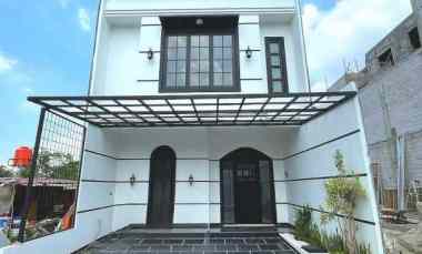 Rumah Mewah America Classic Kolam Renang Private - Siap Huni 2,8m di
