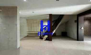 dijual rumah komplek taman timor raya