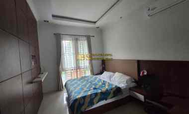 dijual rumah komplek villa panbil jalan