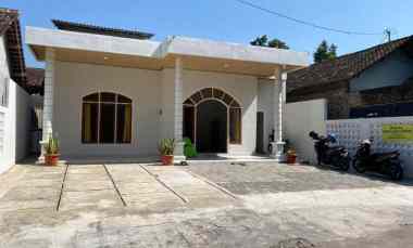 Jual Rumah Siap Huni Type Luas 140/235m2 Legalitas Shm Ready Bisa Kpr